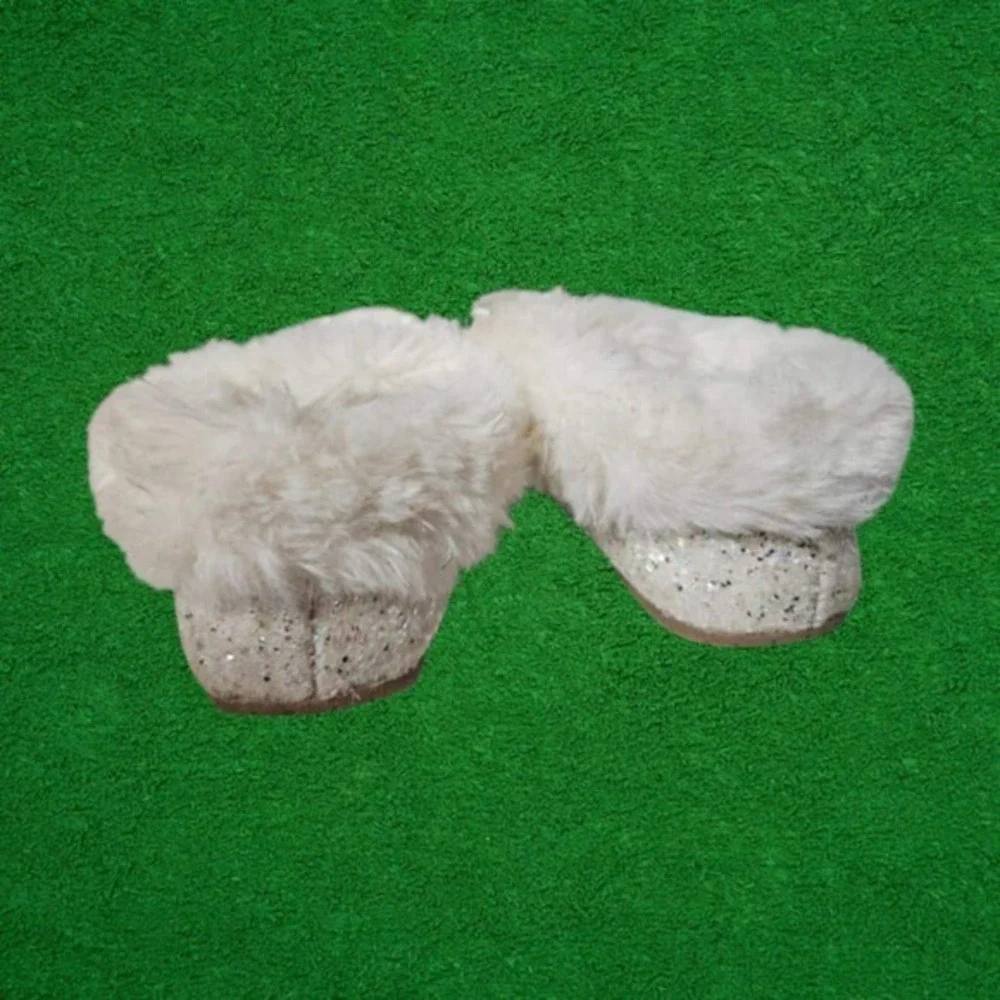 Girl's Cat & Jack Glitter Moccasins Size 5 Sliver‎ (4501)